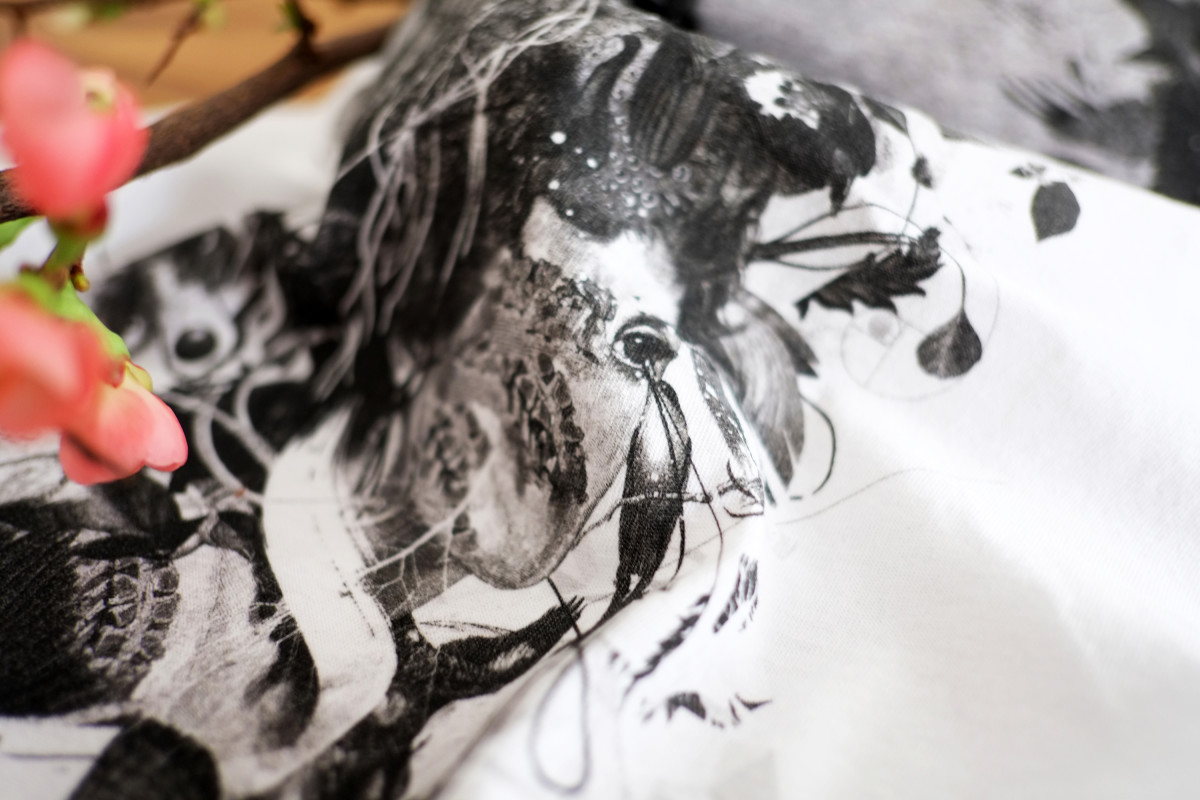 capture_shirt_bag_26