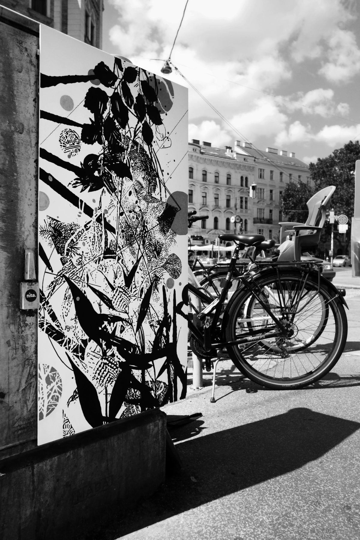 nightfall_improperwalls_nita_5thdistrict_01_bw